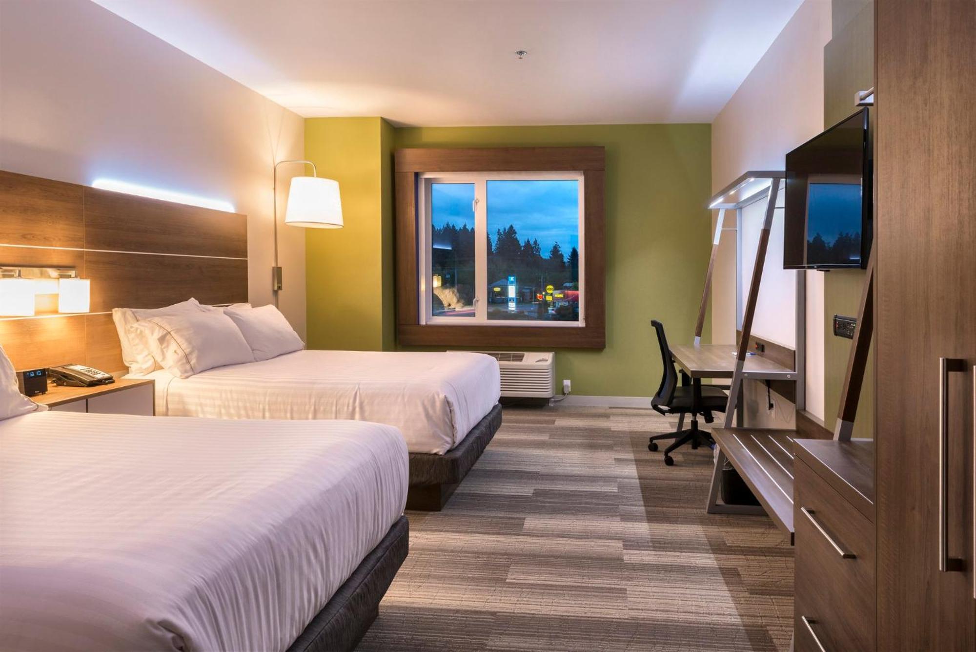 Holiday Inn Express & Suites Victoria-Colwood By Ihg Лангфорд Екстериор снимка