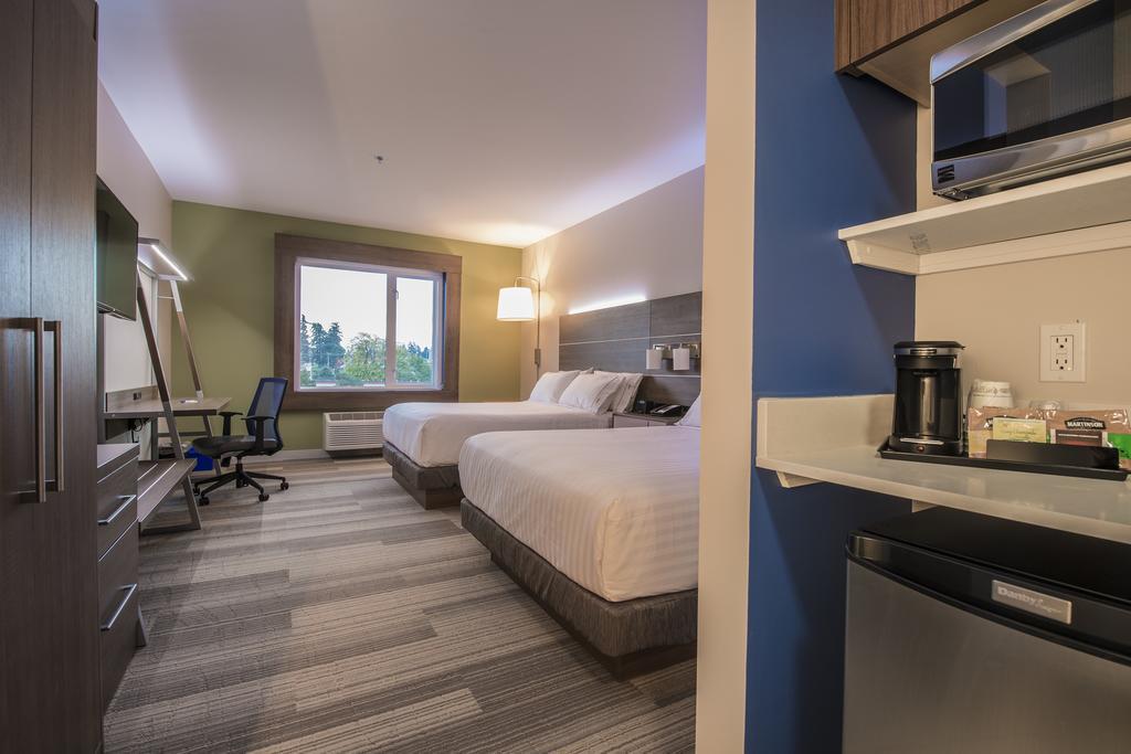 Holiday Inn Express & Suites Victoria-Colwood By Ihg Лангфорд Екстериор снимка